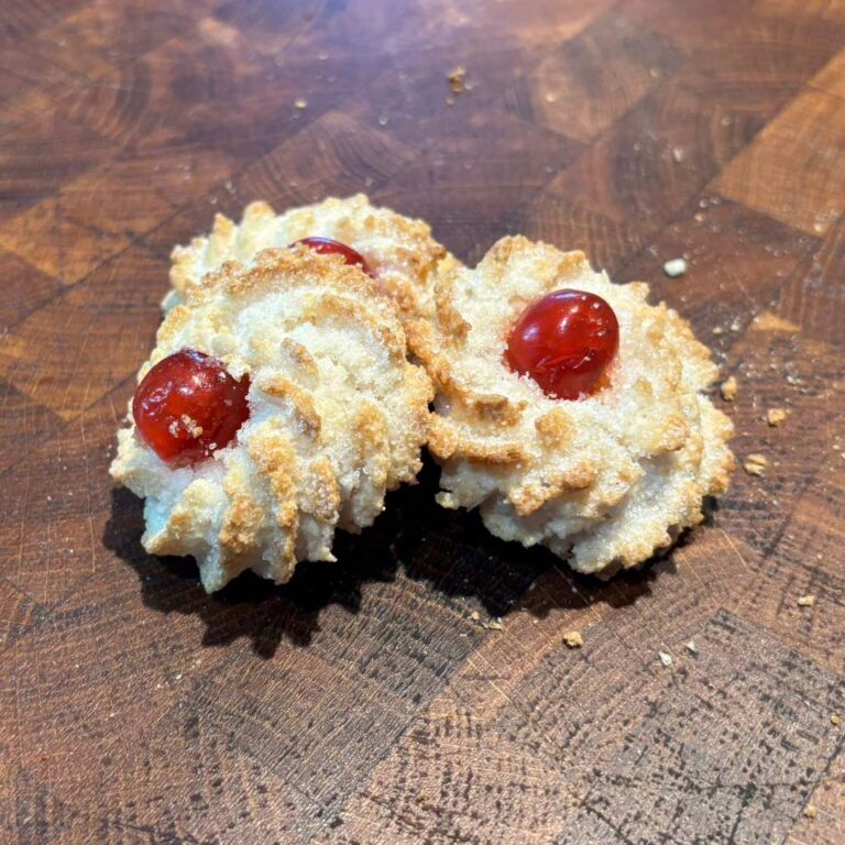 pasticceria con pasta di mandorla tradizionale pugliese Focacceria, panzerotteria, prodotti da forno Marvin Gallipoli
